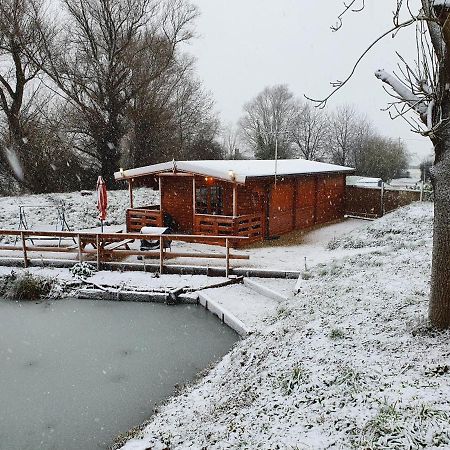 East Pool Cabin Линкълн Екстериор снимка